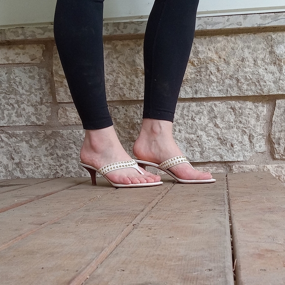 Michael Kors heels - Picture 1 of 3